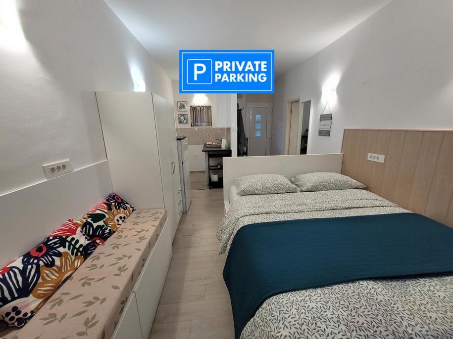 Apartma Zusterna Za Bazenom Копер Екстериор снимка